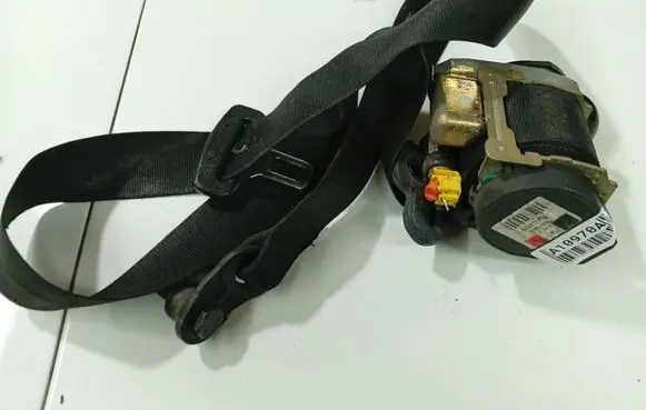 Mercedes-Benz A W169 Front seatbelt 602877300