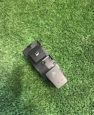 KIA Niro Seat heating switch 93581AT040 221224