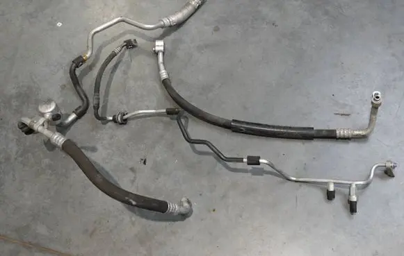 Volkswagen New Beetle Air conditioning (A/C) pipe/hose 1C0820721Q 1C0820744C 1C1820741K