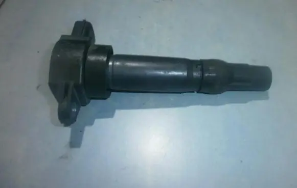 Mitsubishi Colt High voltage ignition coil MN195616