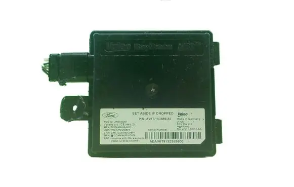Ford Grand C-MAX Central body control module AV6T14C689AE
