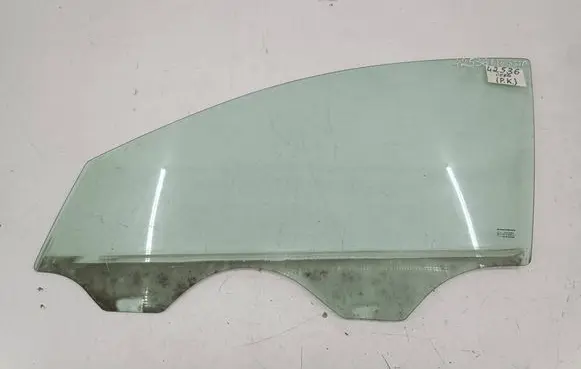 KIA Ceed Front door window glass four-door