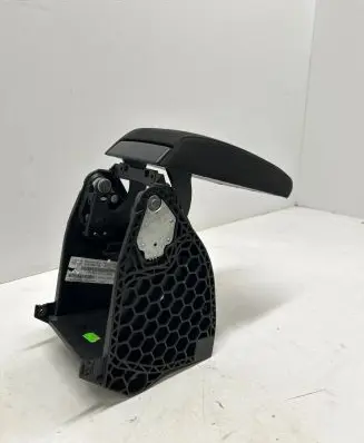 Skoda Octavia Mk2 (1Z) Armrest 1Z0864207C 0950315475 200912081733