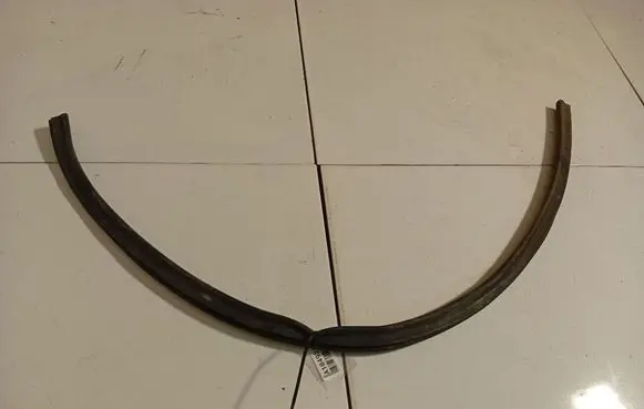 Audi A6 S6 C6 4F Engine compartment rubber 