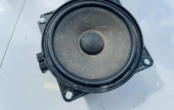 Volkswagen Jetta V Front door speaker 1k0035411a