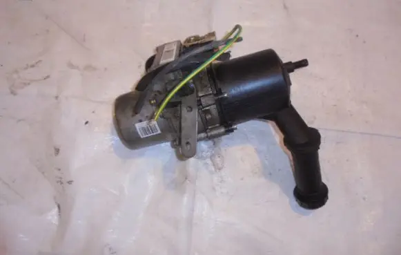 Peugeot 5008 Power steering pump A5102899 A5102899E