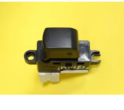 Subaru Impreza IV Electric window control switch