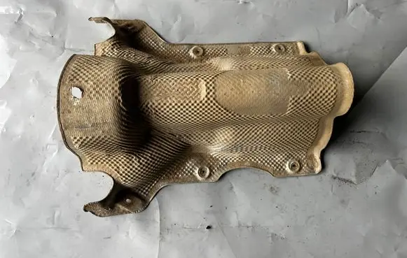 Mercedes-Benz E W212 Exhaust heat shield A2124700147
