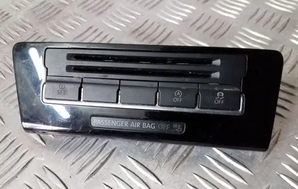 Traction control (ASR) switch
