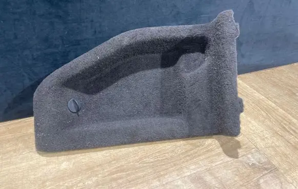 Land Rover Discovery 5 Trunk/boot side trim panel 