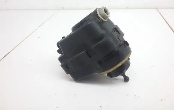 Peugeot 406 Headlight level height control switch