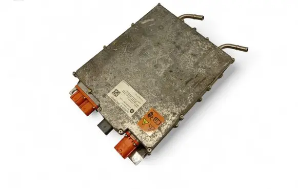 Chrysler Pacifica Voltage converter inverter 05185047AD
