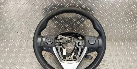 Toyota Auris E180 Steering wheel 