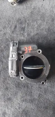 Mercedes-Benz E W212 Throttle valve A6510900370 070000 6190LV80