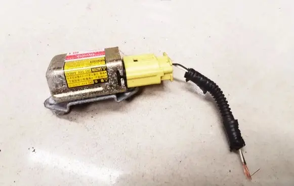 Toyota Prius (XW20) Airbag deployment crash/impact sensor 8986047040 89860-47040
