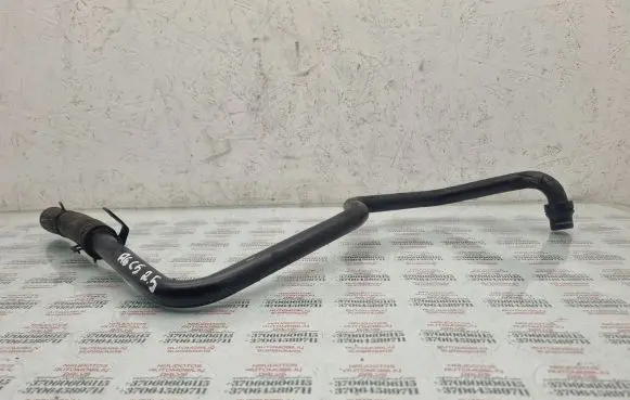 Audi A6 S6 C5 4B Engine coolant pipe/hose