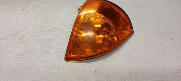 Subaru Justy Front fender indicator light E26002