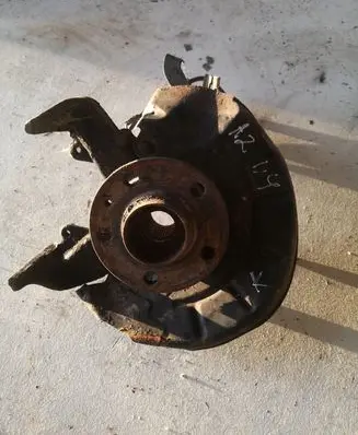 Audi A2 Front wheel hub