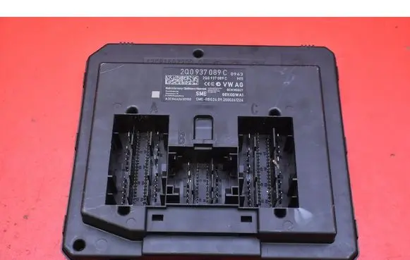 Skoda Fabia Mk3 (NJ) Comfort/convenience module 2Q0937089C