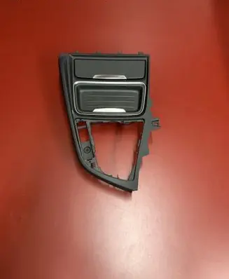 Cup holder front