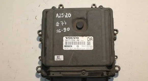 Volvo XC90 Engine control unit/module 30771550