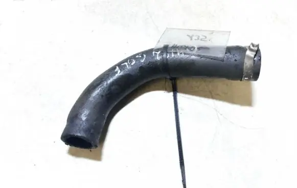 Volkswagen Golf III Engine coolant pipe/hose