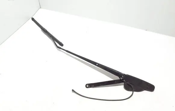 Tesla Model X Front wiper blade arm 104667000C