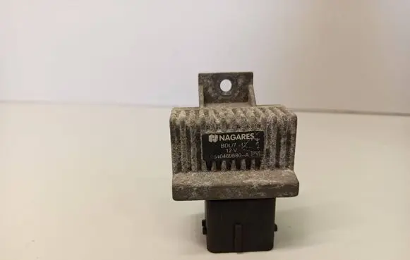 Renault Master II Glow plug pre-heat relay 9640469680 9640469680A