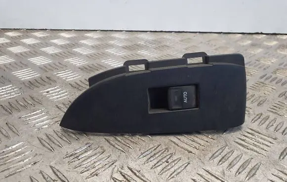Toyota Prius (XW30) Electric window control switch 7427247060