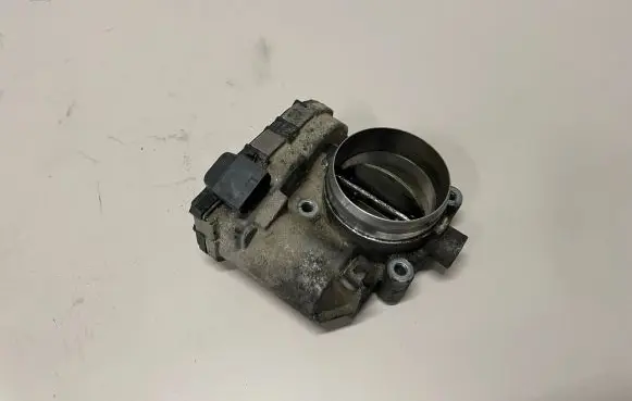 Mercedes-Benz E W211 Throttle valve A6460900970