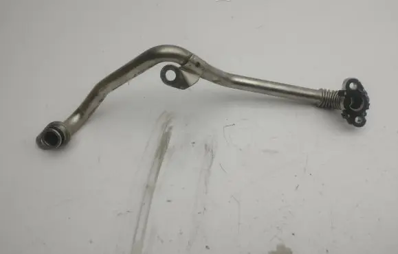Mercedes-Benz E W213 Engine coolant pipe/hose