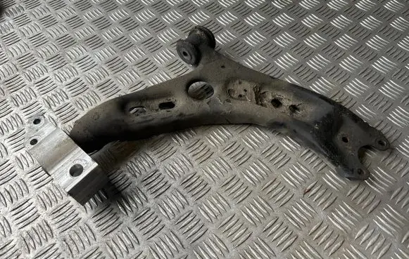 Skoda Superb B6 (3T) Front lower control arm/wishbone