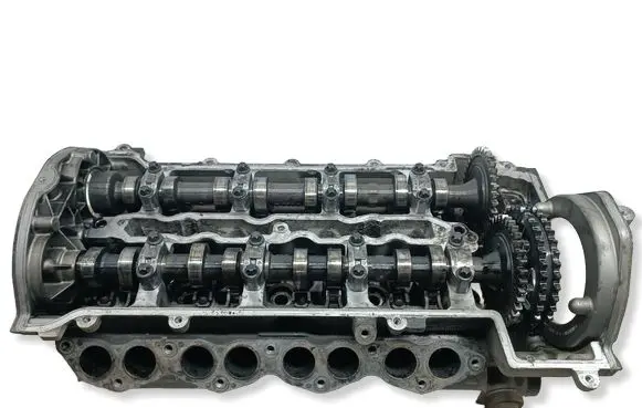 Mercedes-Benz A W168 Engine head R6680160701 6680160701