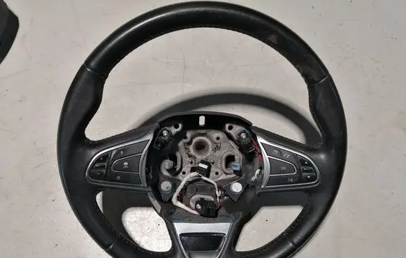 Renault Talisman Steering wheel 484003587R