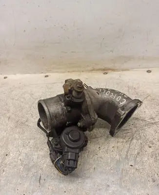 Toyota Corolla E120 E130 Throttle valve 8967221020