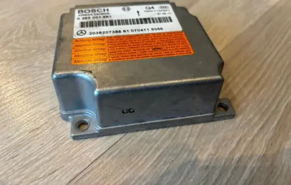 Mercedes-Benz C W203 Airbag control unit/module 2038207385 0285001881
