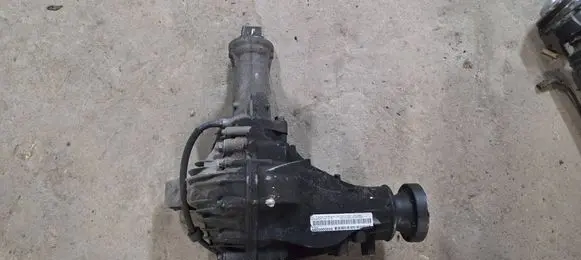 Mercedes-Benz GLE (W166 - C292) Front differential a1663301900