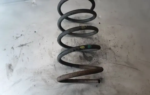 Hyundai Santa Fe Front coil spring