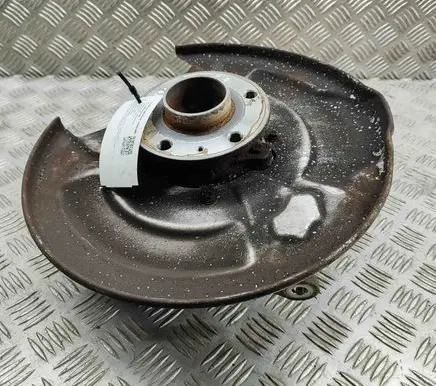 Volvo S60 Rear wheel hub 31681580