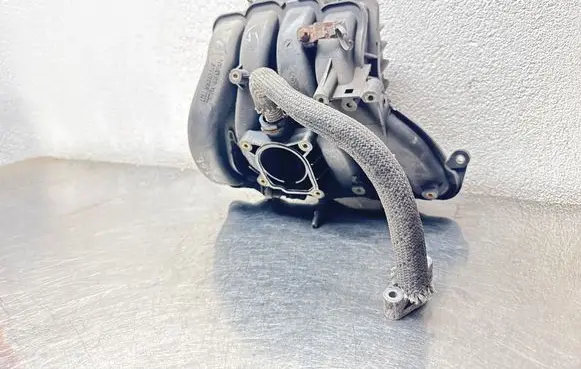 Opel Vectra C Intake manifold 55351149