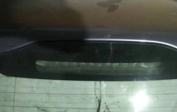 Volvo V50 Third/center stoplight