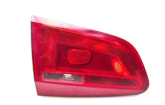 Volkswagen Sharan Tailgate rear/tail lights 7N0945093G