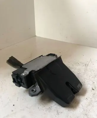 Volvo V50 Tailgate/trunk/boot lock/catch/latch 01041111905