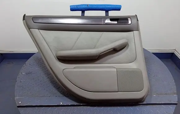 Audi A6 Allroad C5 Door card panel trim set 4B0867305