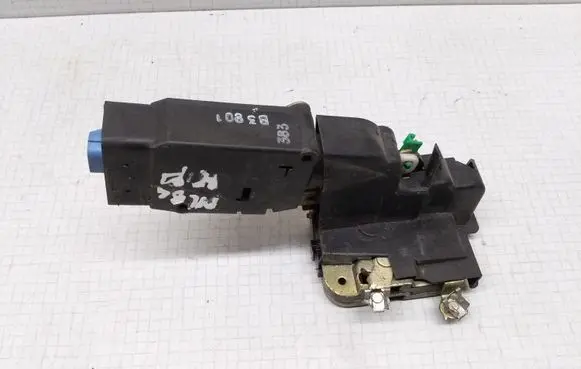 Mitsubishi Carisma Front door lock
