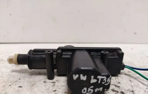 Volkswagen II LT Central locking motor 932037992