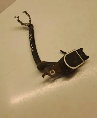 BMW 4 F32 F33 Air suspension front height level sensor 6860843 ABE52150 25916010
