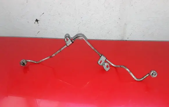 Nissan X-Trail T31 Fuel injector supply line/pipe 070515 734026A