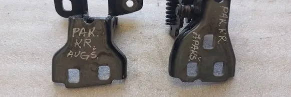 Rear door hinge set