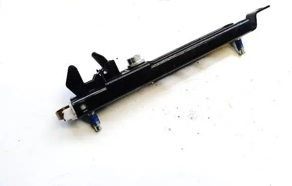 Opel Astra H Seat belt adjustment rail 13166032